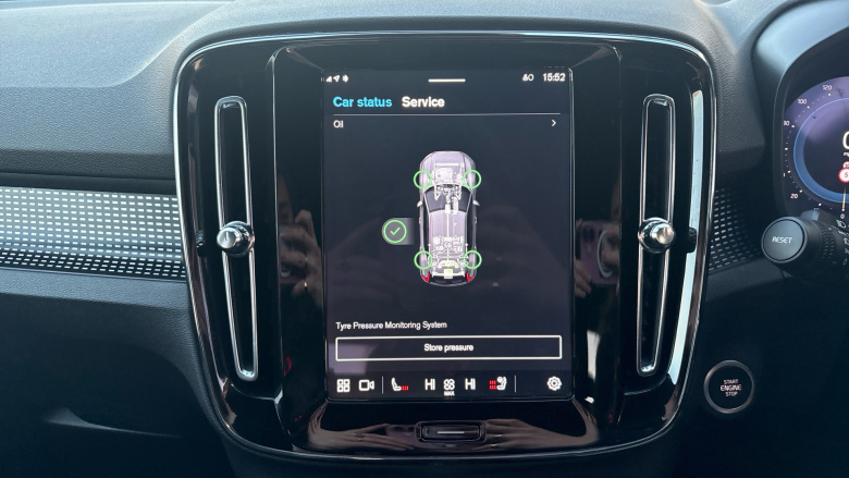 Volvo XC40 2.0 B4P Plus Dark 5dr Auto Petrol Estate